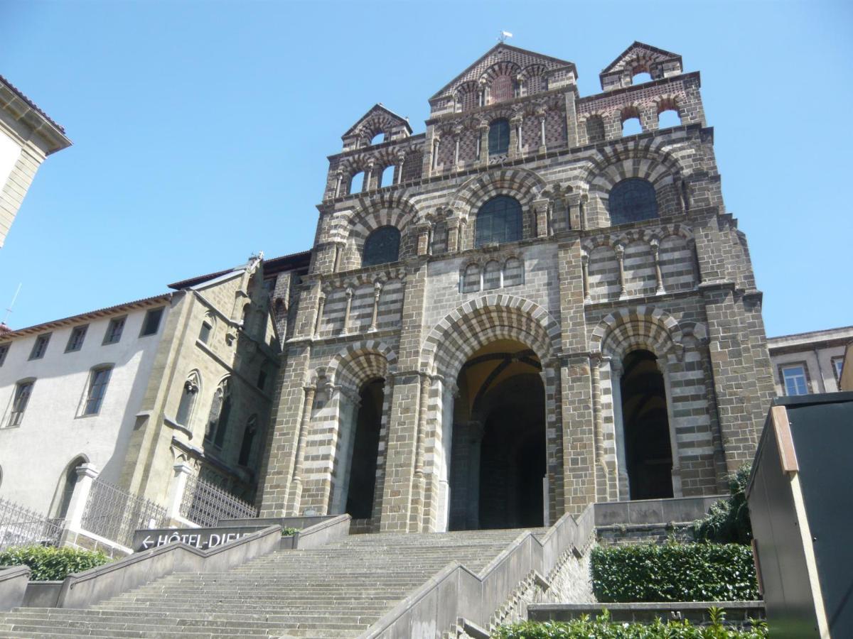 Le Petit St Clair Le Puy-en-Velay Exterior foto