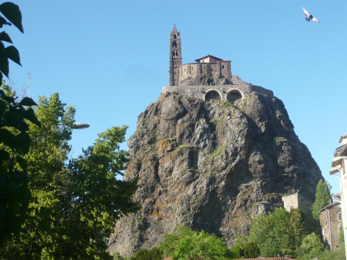 Le Petit St Clair Le Puy-en-Velay Exterior foto
